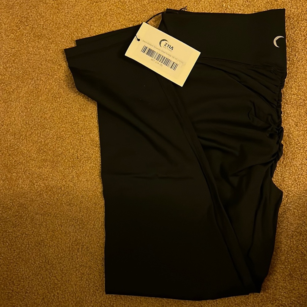 Zyia brilliant leggings
